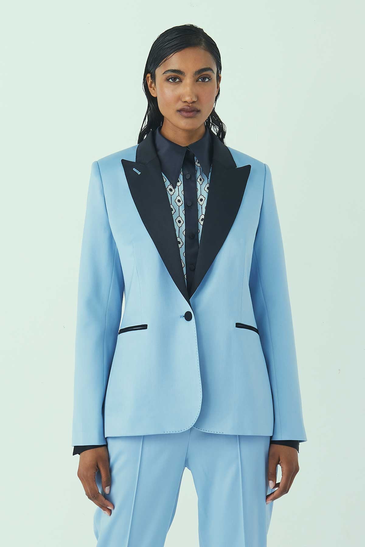 JACKET NO.104