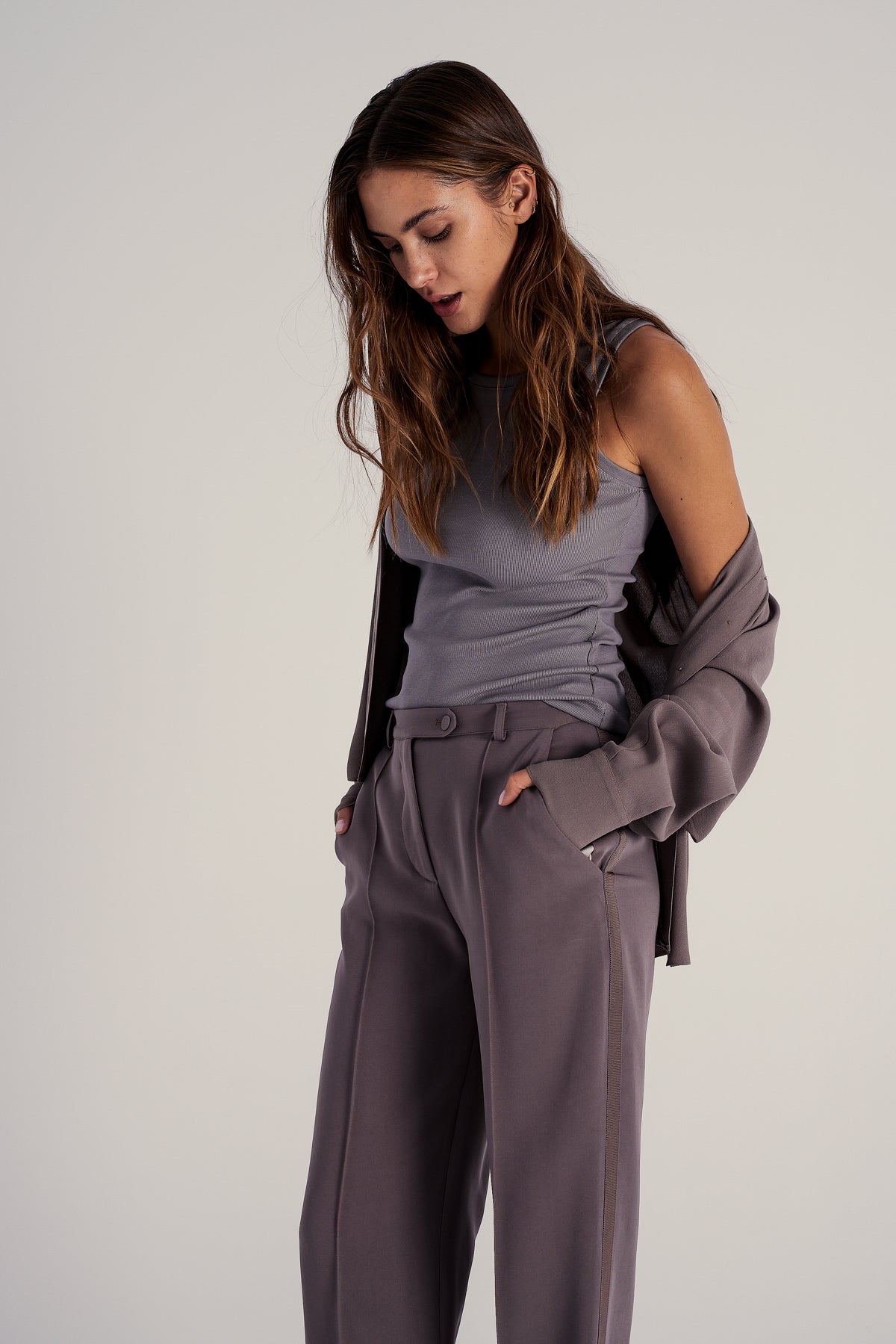 TAILORED TROUSERS B070