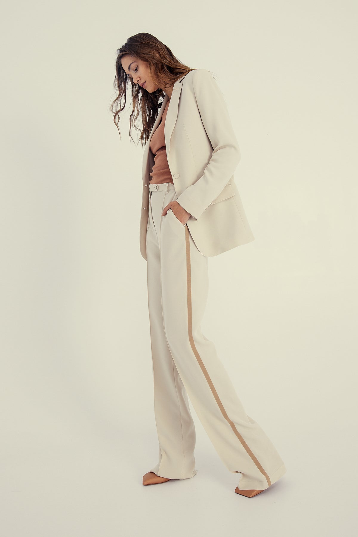 TAILORED TROUSERS B070