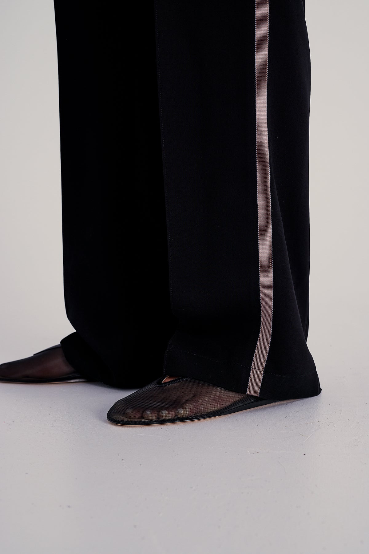 TAILORED TROUSERS B070