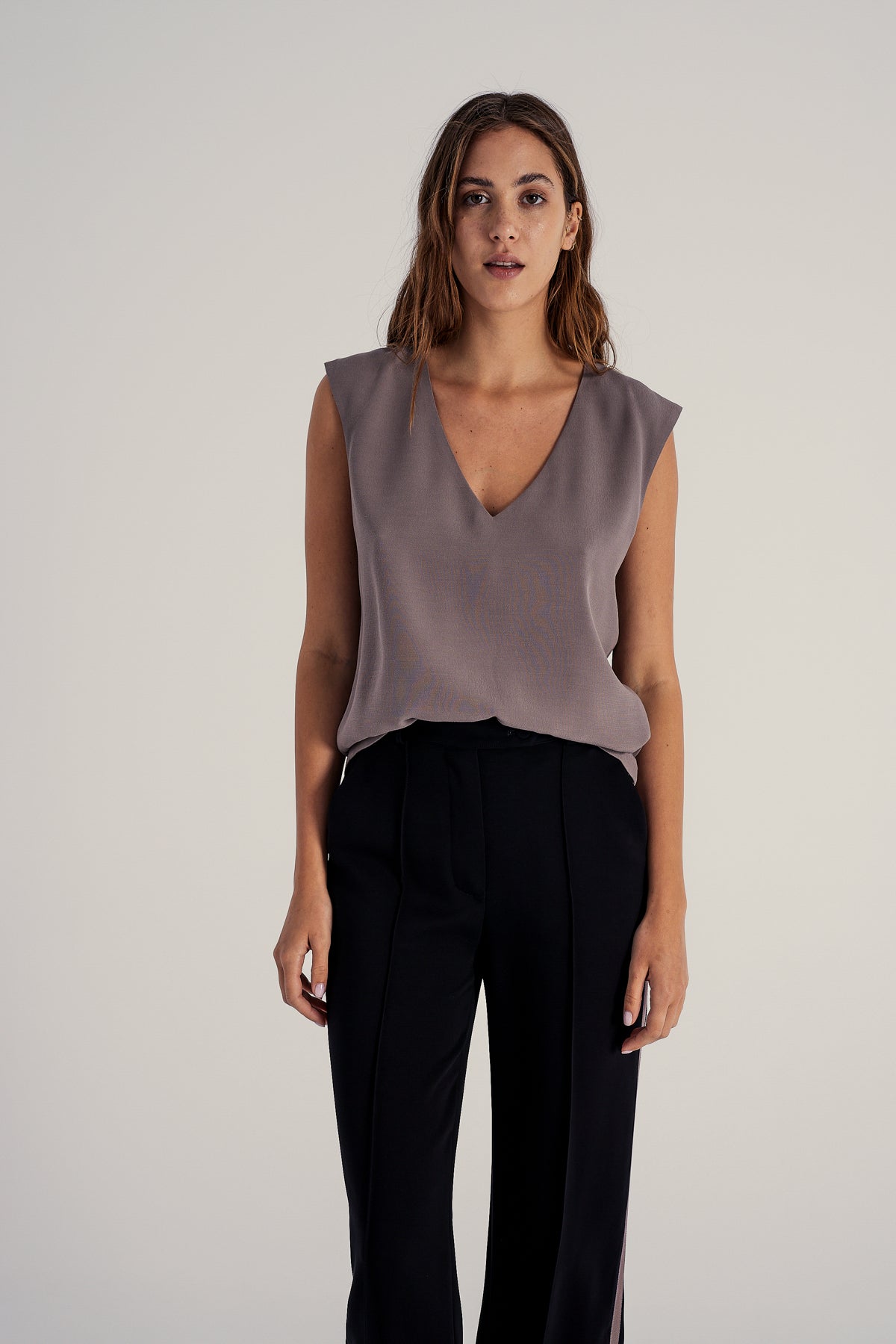 V-NECK TOP NO.313