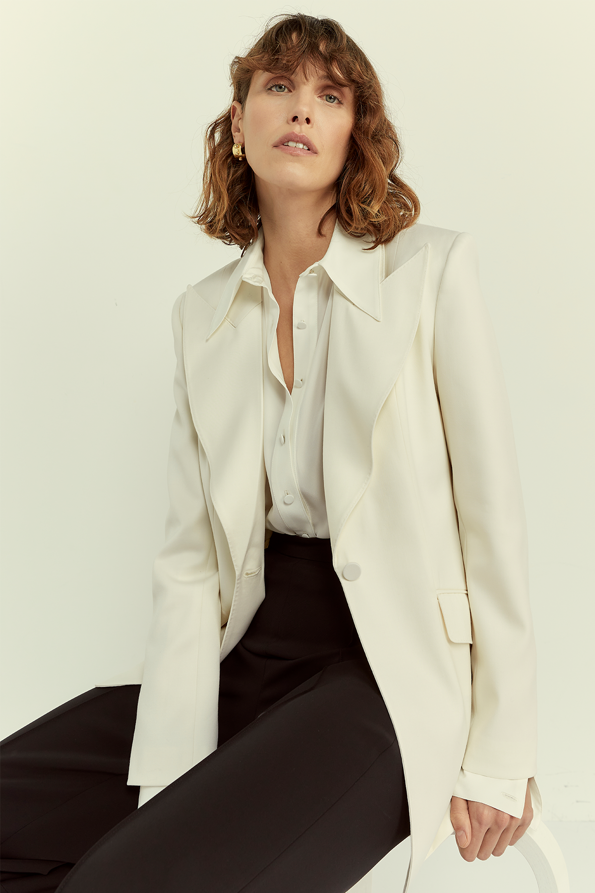 JACKET NO.139 IN OFF WHITE