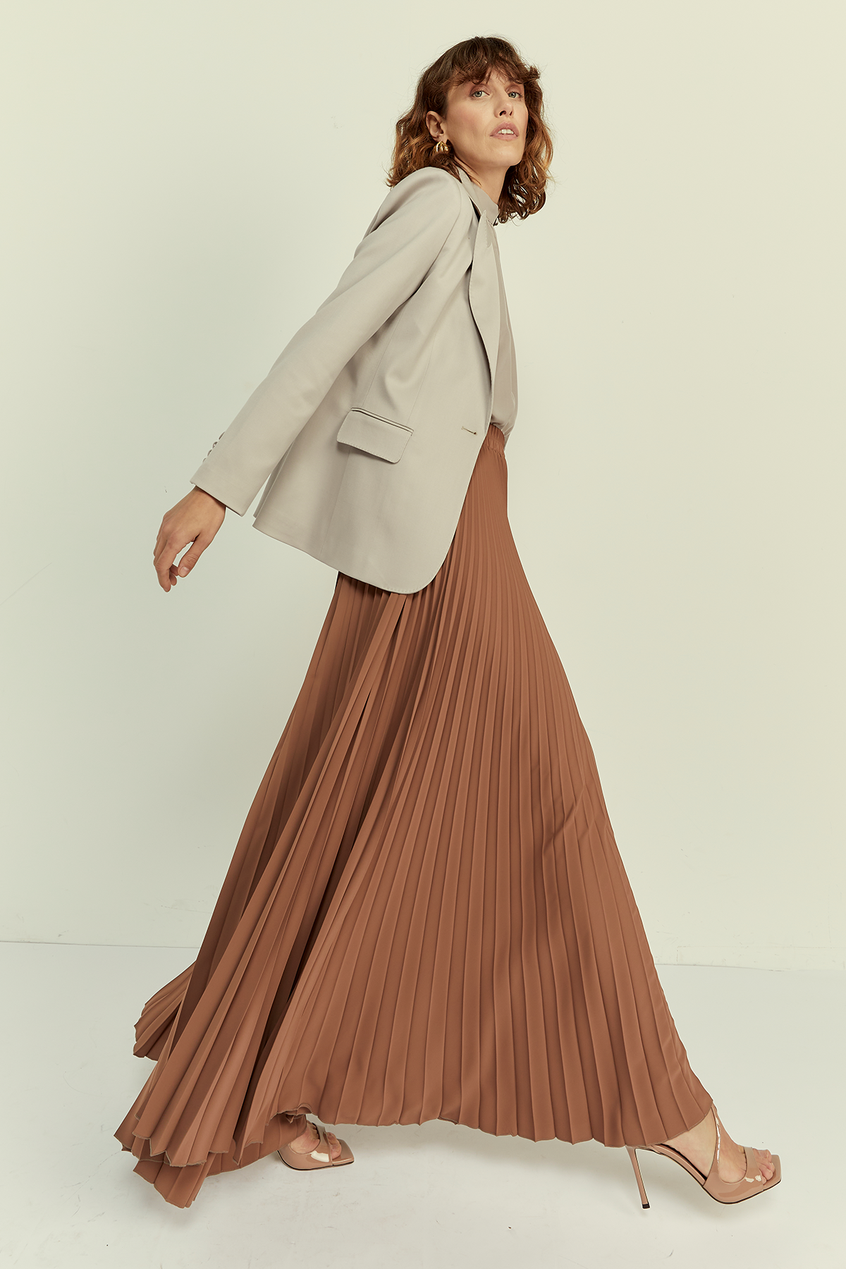 PLEATED SKIRT