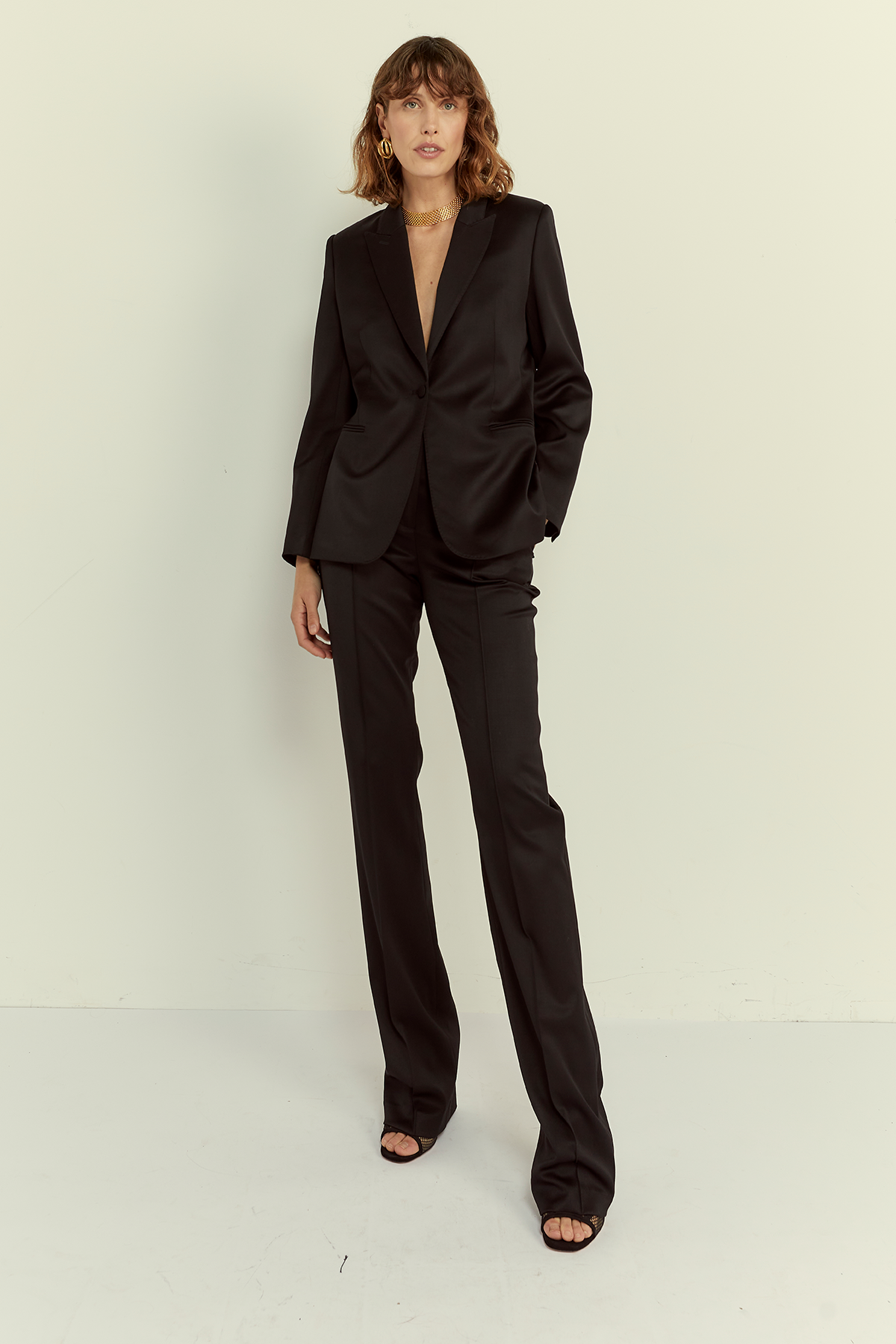 JACKET NO.104 IN JET BLACK